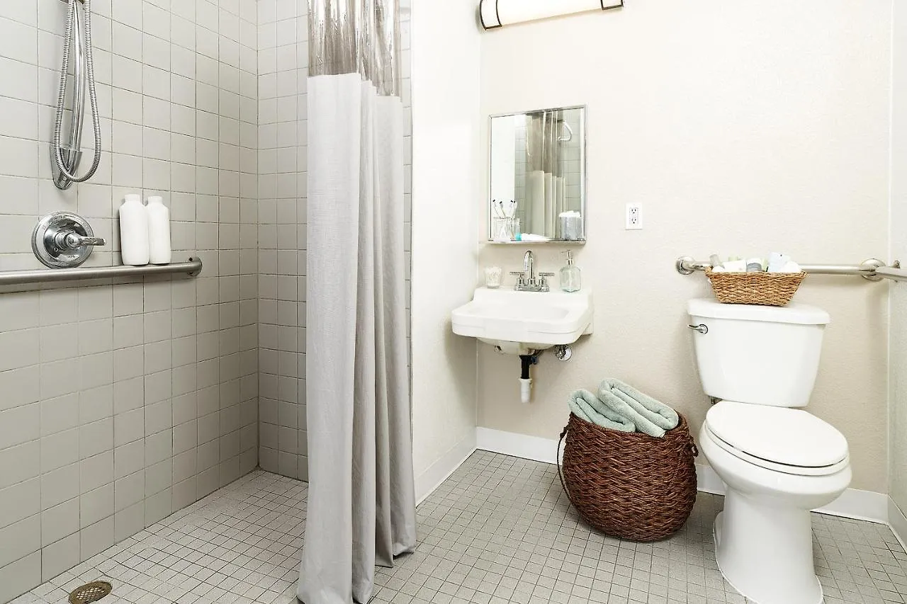 Intown Suites Extended Stay Louisville Ky - Preston Hwy